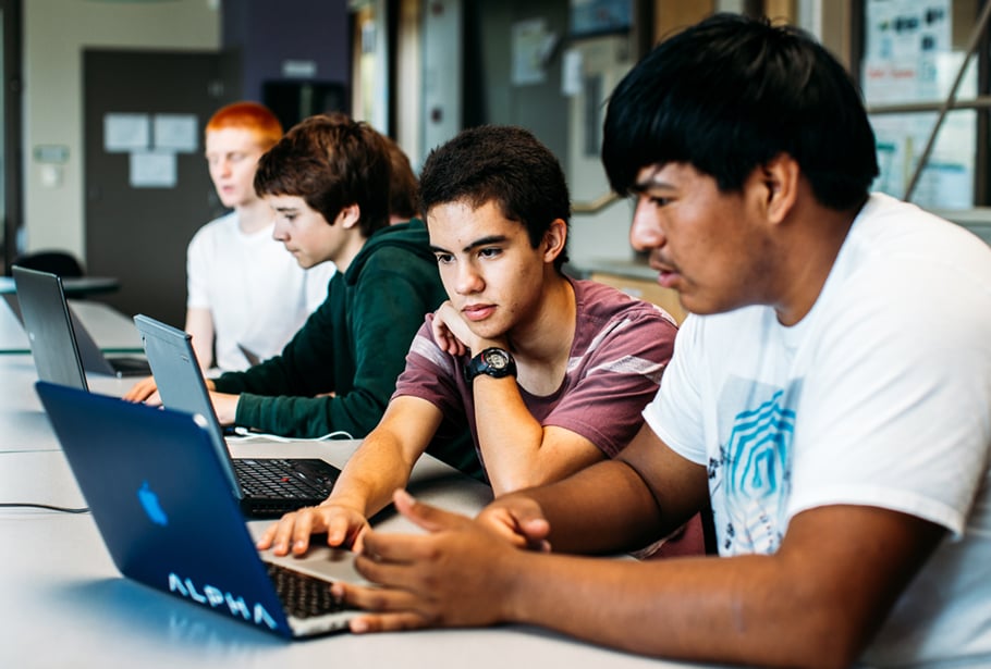 Projects & Capstones at HPA