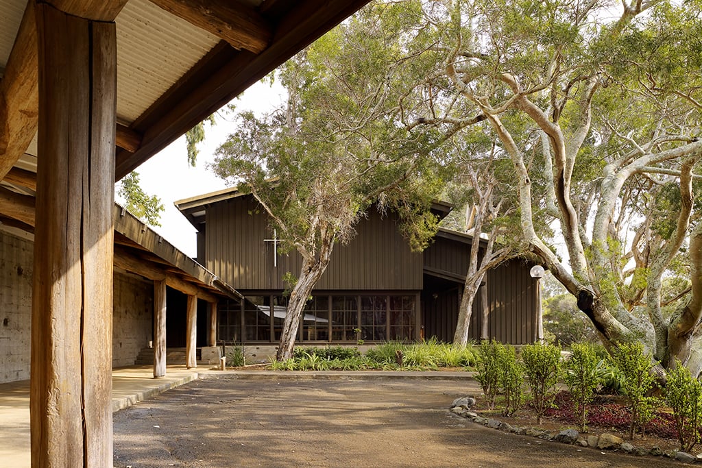 HPA Vladimir Ossipoff chapel exterior